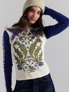 Sunday Market "Folklorian Twist" Printed Contrast Sleeve Top, M